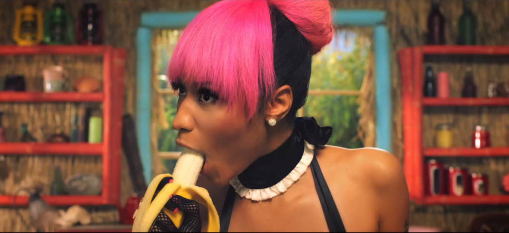 Nicki Minaj Releases "Anaconda" VIDEO - PROBABLY NOT SAFE FOR WOR...